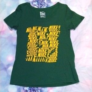 Nike Short Sleeve